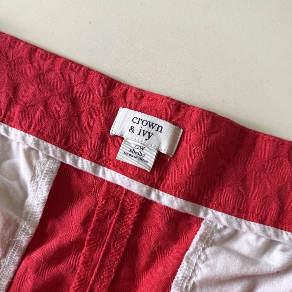 Womens Crown & Ivy Shelby Watermelon Red Eyelet Scalloped Hem Stretch Shorts 22W - Picture 4 of 16